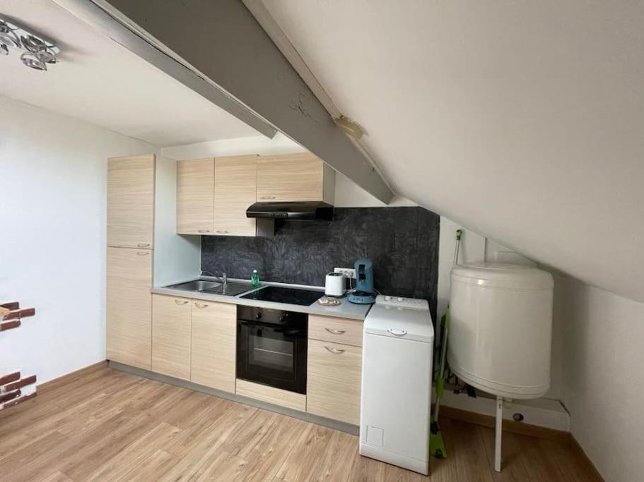 Edouard 2. Logement Complet. Charleville-Mézières Exteriér fotografie